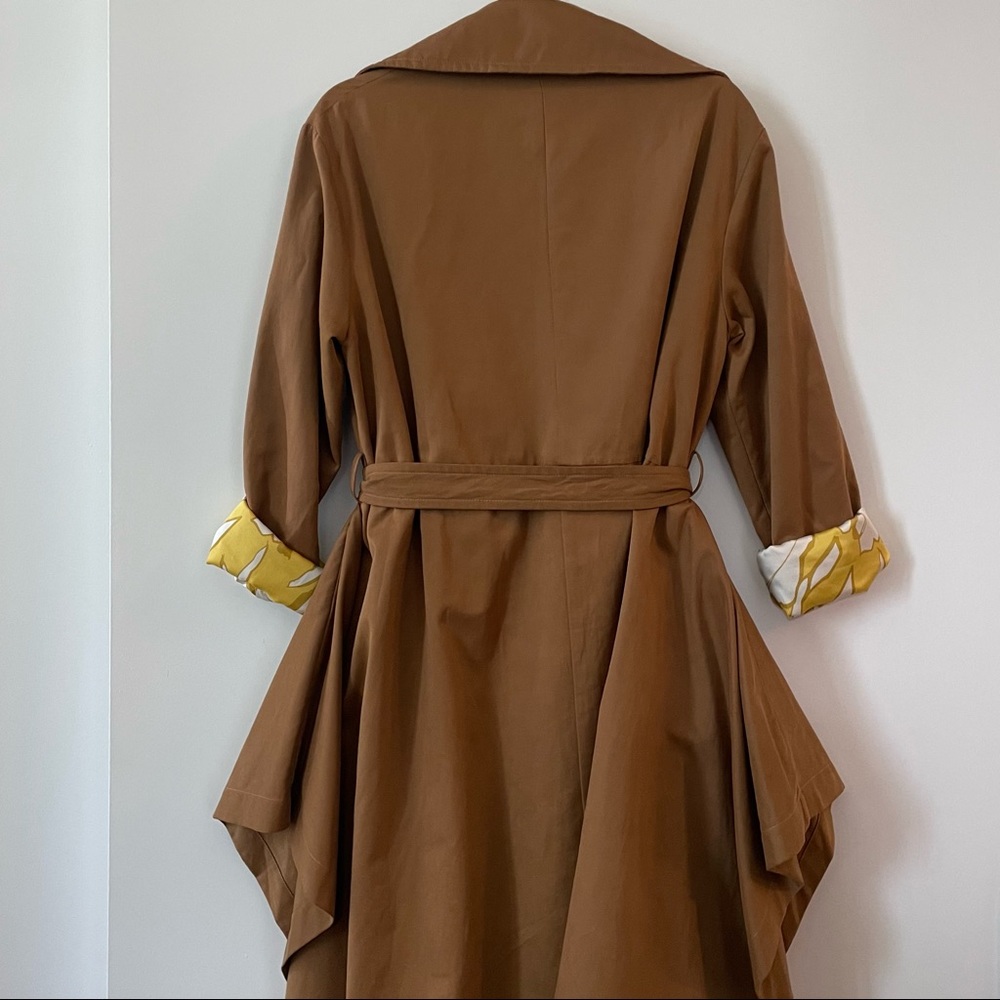 🇮🇪 Stunning trench coat made in Italy - Picture 4 of 6